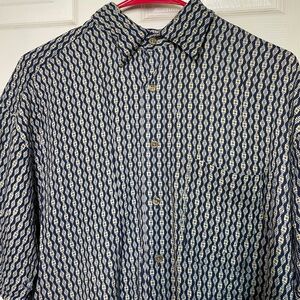 Casual shirt, loose fit